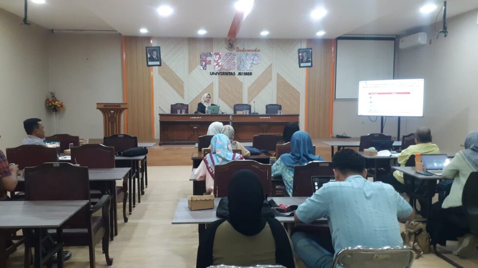 Empowering Academics Beyond the Classroom: FISIP UNEJ Accelerates IKU 3 Achievement Through Strategic Socialization