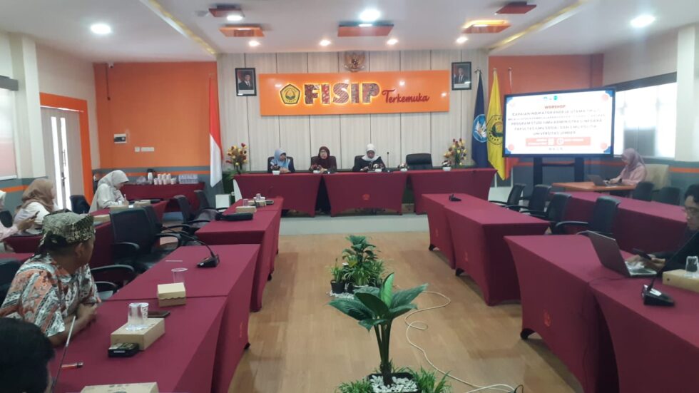 UNEJ Fosters Active Learning: Public Administration Program Enhances Key Performance Indicators Through Collaborative Teaching Design